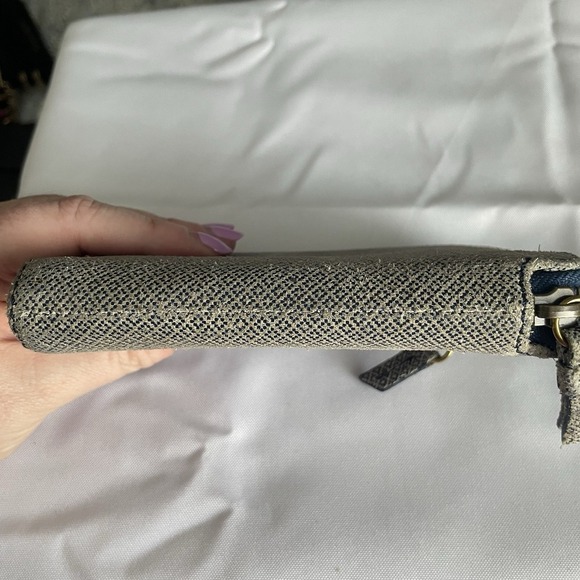 Vintage FOSSIL MEDIUM ZIP AROUND WALLET Gray Blue Geometric Metallic Leather - Picture 11 of 15